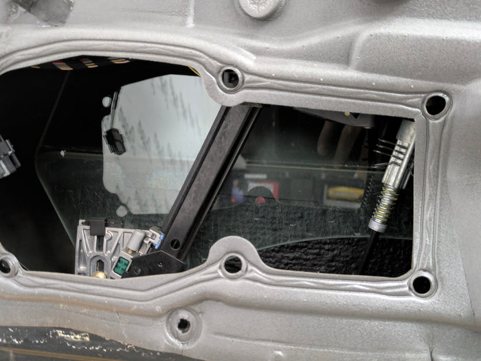 Porsche 996.2 911 Carrera 4 Cabriolet Convertible Right/Passenger Side Complete Door Assembly Schwarz/Black (041)