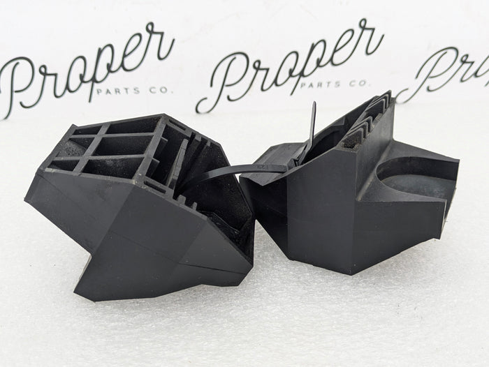 BMW E46 M3 330ci 328ci 325ci 323ci 320i Lower Radiator Mount Brackets Pair 7514402/1436264