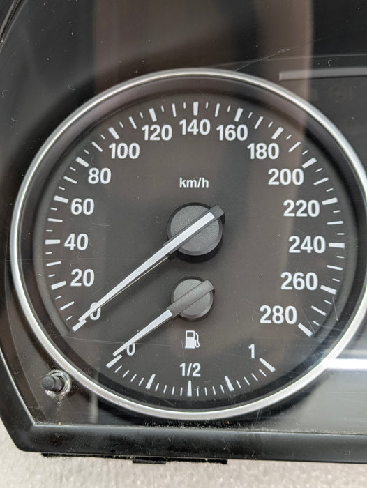 BMW E90 E92 E93 335xi 335i Instrument Gauge Cluster Speedometer KPH 9220985