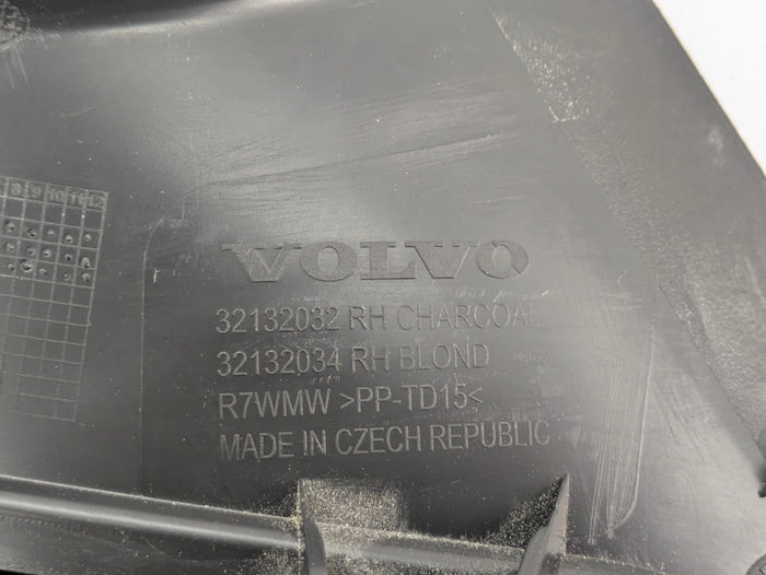 2021 Volvo V60 T6 R-Design Right Black D Pillar Trim Panel 32132032