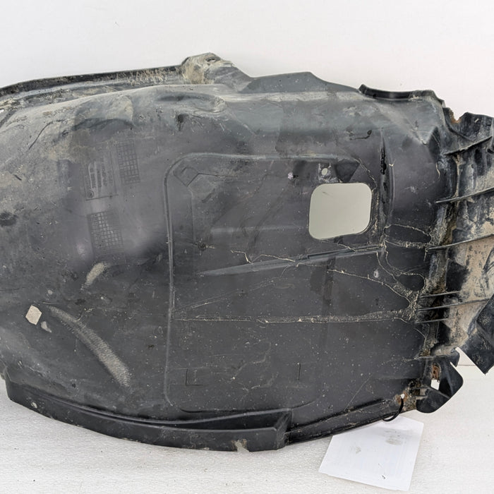 BMW E92/E93 335is 335i 335xi LCI M Sport Front Right  Fender Liner Splash Shield 8047462