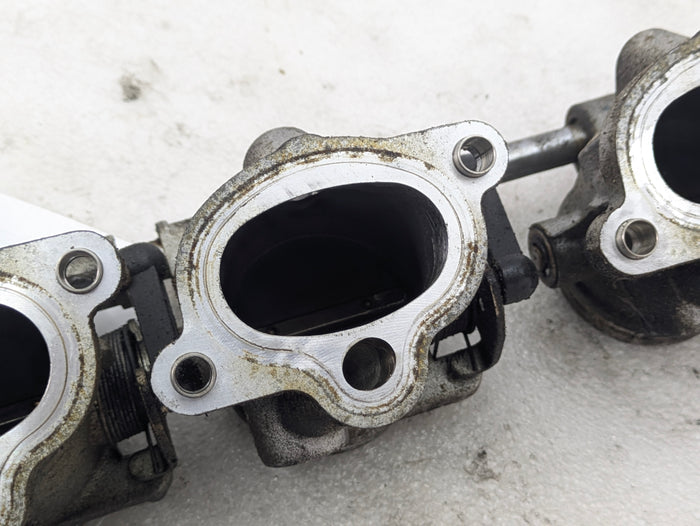 BMW E60 E61 M5 E63 E64 M6 S85 Throttle Body Assembly & Hall Sensor Cylinder 6-10 13547841814