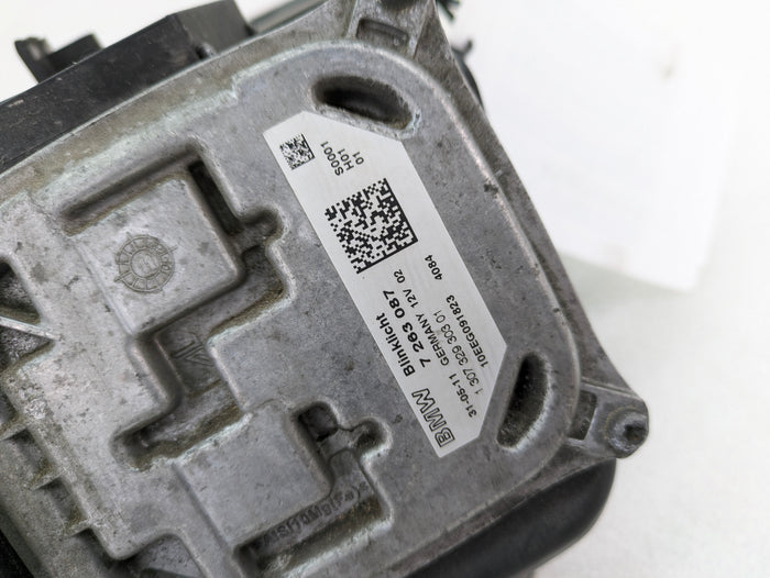 BMW E92 E93 LCI 335is 335xi 328xi Right Front Xenon AHL Adaptive Headlight 63117273216 *Damaged*