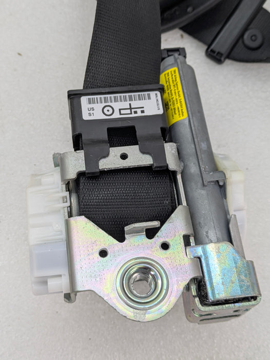 BMW F36 F34 F31 F30 F80 440xi 435xi 430xi 428xi M3 Left/Driver Side Seatbelt 7272475