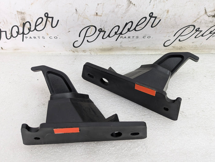Chevrolet C7 Corvette Stingray Z51 Targa Top Roof Trunk Storage Hook Bracket Set Pair Left/Right 22770054/22770055