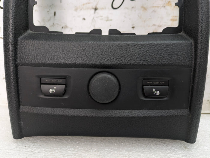 BMW F36 435xi Rear Facing Vent Center Console Vent Trim & Heated Seat Buttons 8675682/9222045/9384805/9384806