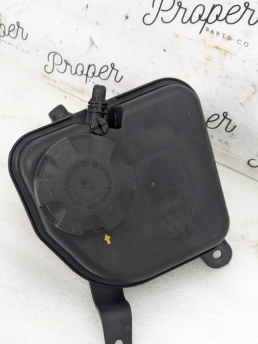 BMW E90 E91 E92 E93 335xi 335i E82 E88 135i N55 Coolant Reservoir Expansion Tank 7640515