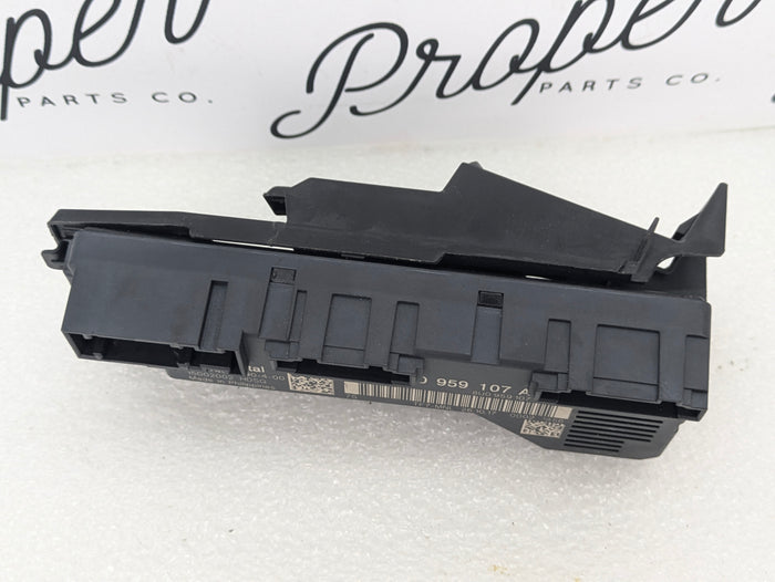 2015-2018 Audi 8U Q3 Tailgate Trunk Hatch Lift Control Module 8U0959107A