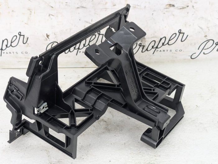 BMW E90 E92 E93 E91 3 Series Radio/iDrive Navigation Headunit Carrier Bracket Mount 7075394