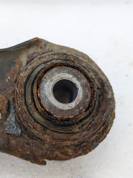 BMW E90 E91 E92 E93 335xi 330xi 328xi 325xi 323i Rear Left/Right Side Upper Control Arm 6782237 *DAMAGED*