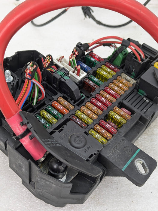 BMW E60 E61 530xi Rear Power Fuse Panel Junction Box 6956505