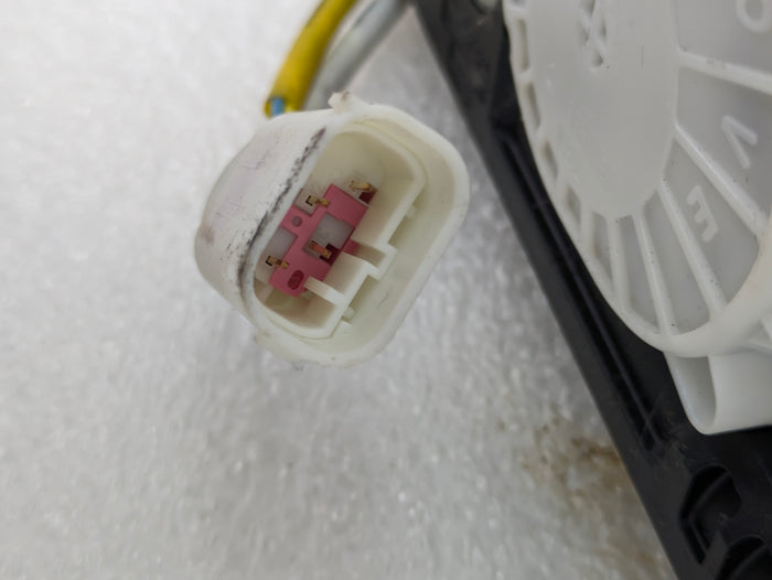 BMW E92 335xi 328xi M3 LCI Left/Driver Side Front Black Seat Belt 7284361