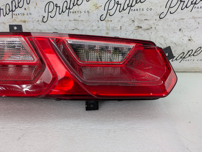 Chevrolet C7 Corvette Stingray Z51 Rear Left/Driver Side Tail Light 23170469