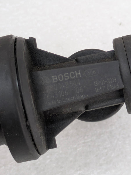 BMW F36 F32 F30 F31 F33 F34 440xi 430xi B58 B48 B46 Gas Fuel Tank Breather Valve 7643106