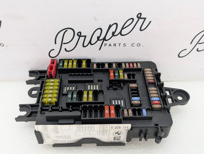 BMW F30 F32 F33 F31 F34 F36 3 & 4 Series Trunk Power Distribution Fuse Box 61149261110