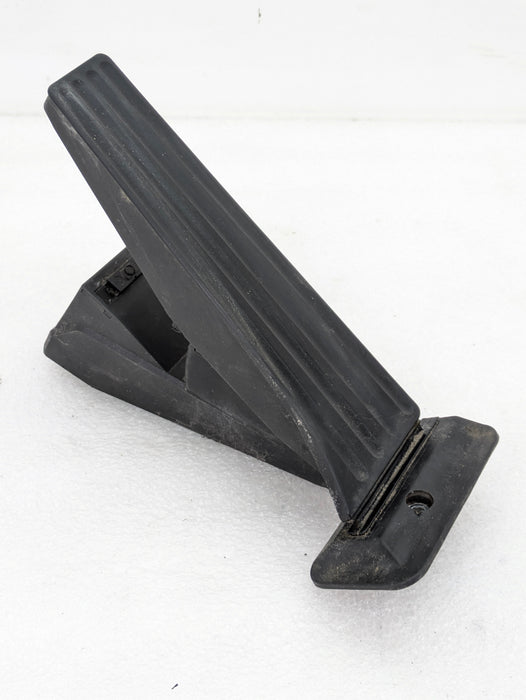 BMW E90 E91 E92 E93 335xi Automatic Transmission Accelerator Gas Throttle Pedal 6789998