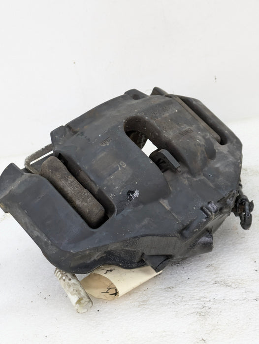 BMW E91 E90 E92 E93 335i/335xi Front Brake Calipers 34116773201/34116773202