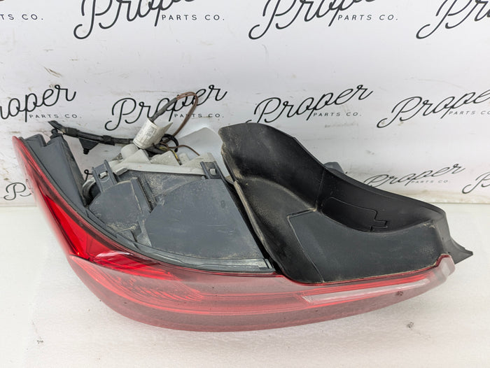 BMW F22 F23 228xi 230xi M235xi M240xi F87 M2 Pre-LCI Left/Driver Side Tail Light Assembly 7295427 *DAMAGED*