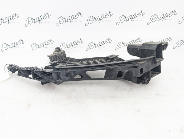 2018 Audi 8U Q3 Right Headlight Bracket Support Arm 8U0805608