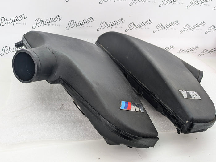 BMW E60 E61 M5 E63 E64 M6 S85 Engine Intake Manifold Plenum Set 7834458/7834459