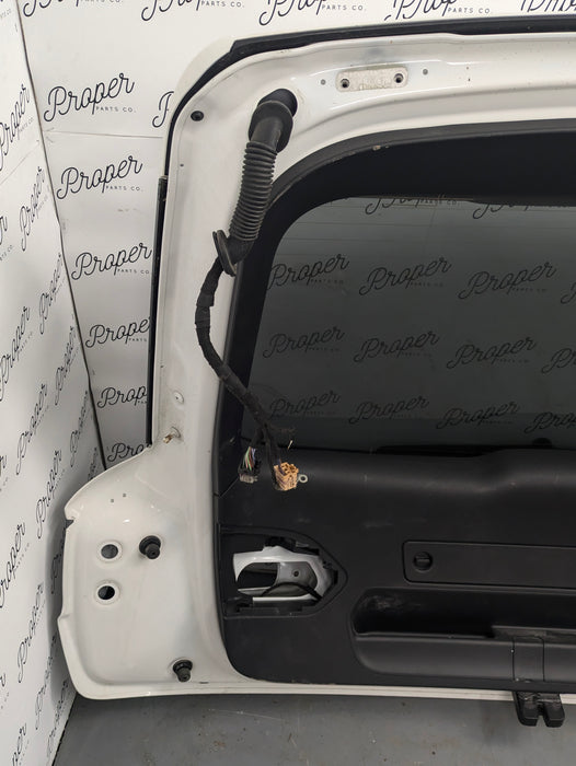 2015-2018 Audi 8U Q3 Rear Tailgate Lift Gate Trunk Lid Cortina White 8U0827025B