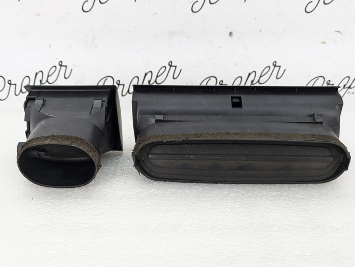 BMW Z3 M 3.0 2.8 2.5 2.3 Roadster Dash Center Vent & Right Vent 8397716/8397713