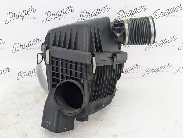 BMW E60 E61 M5/E63 E64 M6 Right/Passenger Side Intake Air Box Filter Housing & MAF 7834501/7834213