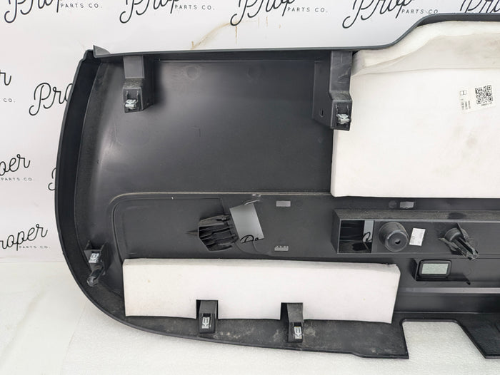 2021 Volvo V60 T6 R-Design Hatch Tailgate Liftgate Trim Cover 31462593