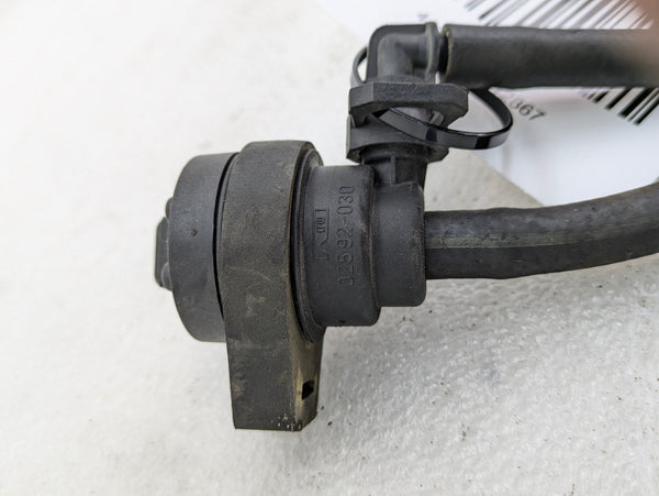 BMW Z3 M Roadster/M Coupe S52 Fuel Tank Breather Valve 1748875