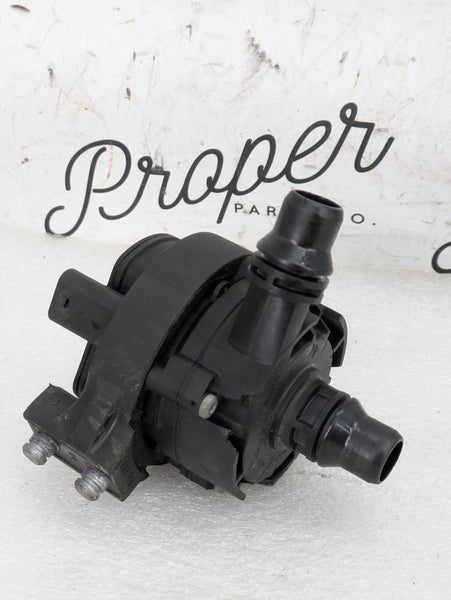 BMW F30 F32 F33 F34 F36 340xi 440xi B58 Engine Auxiliary Coolant Water Pump 8605322