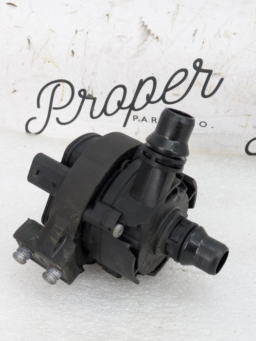 BMW F30 F32 F33 F34 F36 340xi 440xi B58 Engine Auxiliary Coolant Water Pump 8605322