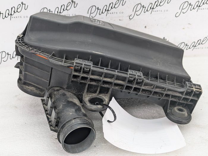 BMW E93 E92 E90 335is 335i 335xi N54 Engine Air Intake Filter Box 7556547