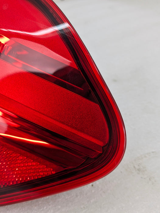 BMW F36 F32 F33 435xi 428xi 440xi 430xi Pre-LCI Right/Passenger Side Outer Tail Light 7296100 *NOTE*