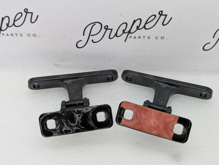 Chevrolet C7 Corvette Stingray Rear Left & Right Hatch Trunk Lid Hinge Set 23187759/23187760