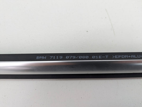BMW E93 E92 335is 335xi 335i 328xi 328i M3 Right/Passenger Side Door Chrome Window Trim Line 7119079