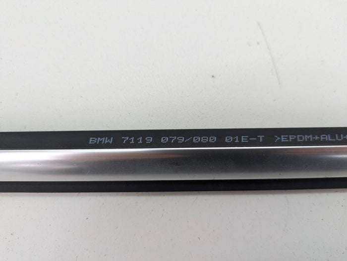 BMW E93 E92 335is 335xi 335i 328xi 328i M3 Right/Passenger Side Door Chrome Window Trim Line 7119079