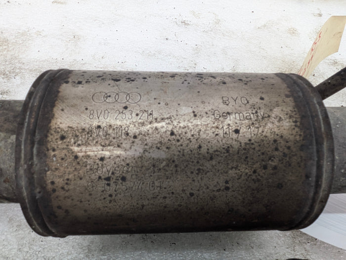 Audi 8V RS3 Exhaust Mid-Pipe & Resonators 8V0253211