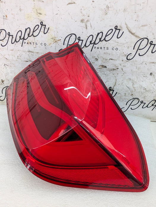 BMW F30 340i 330i 328i 328d 320i LCI Right/Passenger Side Rear Outer LED Tail Light 7369116