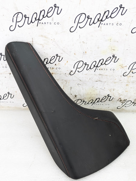2018 Chevrolet 6th Gen Camaro 2SS Center Console Black Leather/Red Stitching Arm Rest 23200602 *DAMAGED*