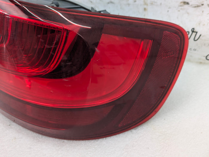 BMW F22 F23 228xi M240xi M235xi 230xi F87 M2 Pre-LCI Right/Passenger Side Tail Light Assembly 7295428