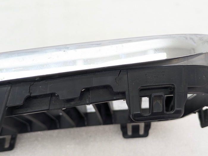 BMW F22 F23 2 Series Pre-LCI Chrome Kidney Grille Set 7295521/7295522 *DAMAGED*