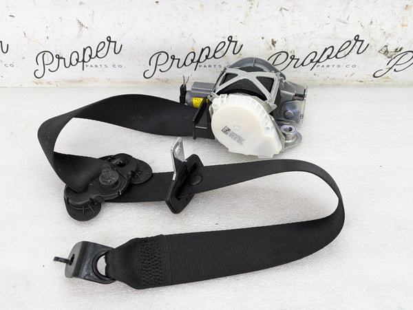 BMW F22 228xi 228i 230xi 230i M Sport Right/Passenger Side Front Seatbelt 7284486