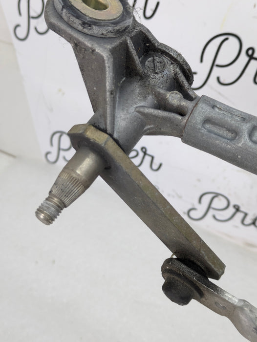 Porsche 996.2 911 Carrera 4 Windshield Wiper Linkage Assembly W/Motor