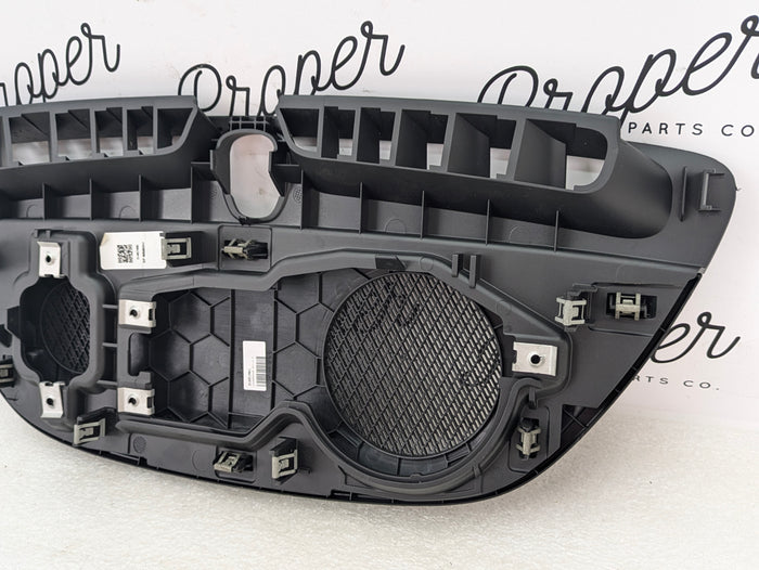 2021 Volvo V60 T6 R-Design Dashboard Speaker Trim Cover Grille 31651961/31467496