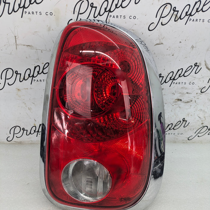 MINI R60 Countryman Right/Passenger Side Rear Tail Light & Trim 9808152