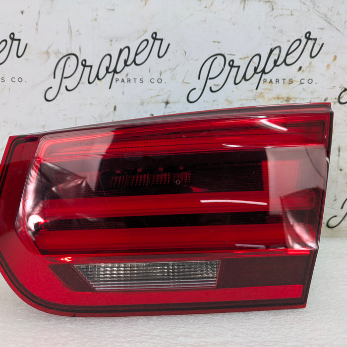 BMW F30 F31 F80 M3 340i 330i 328i 328d 320i LCI Right/Passenger Side Rear Inner Trunk LED Tail Light 7369122