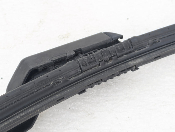 2021 Volvo V60 T6 R-Design Front Left/Right Windshield Wiper Arm Set W000096128/W000092558