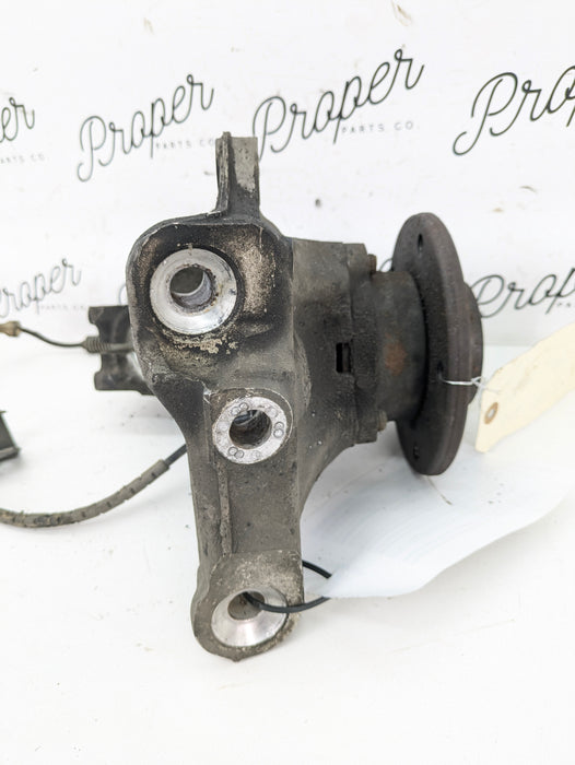 BMW E82 E88 E90 E91 E92 E93 135i 335i 328i RWD Front Right Spindle Hub Knuckle 6793924