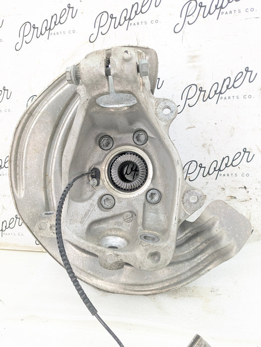 BMW G22 G23 G20 G26 430ix 330ix 330ex AWD Right/Passenger Side Front Knuckle/Hub/Spindle 6871193