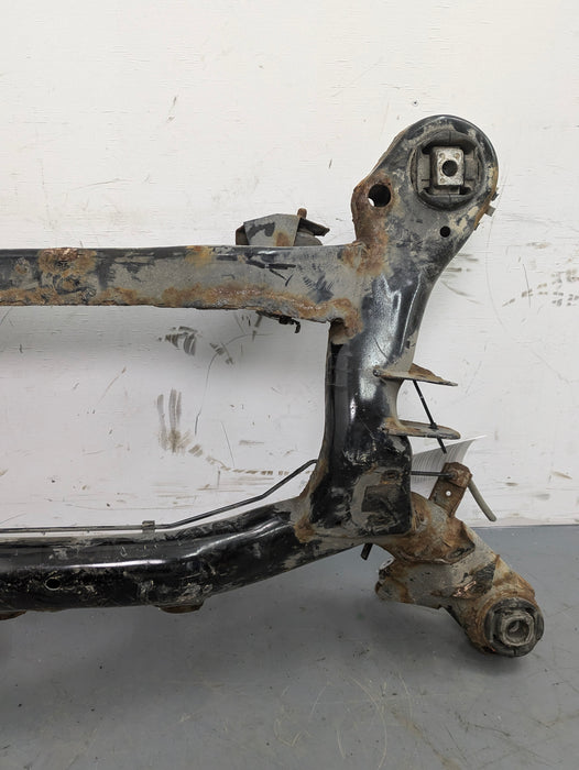 BMW E90 E91 E92 E93 335IS 335xi Rear Axle Cross Member Subframe Carrier 33316783713